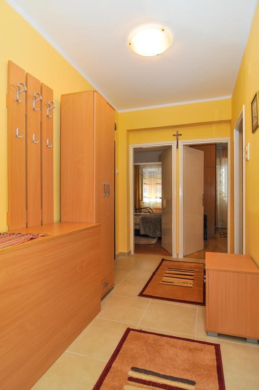 Apartment S&T Tivat Exterior photo