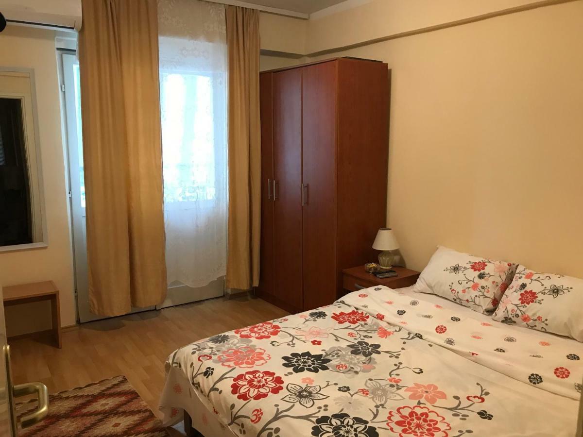 Apartment S&T Tivat Exterior photo